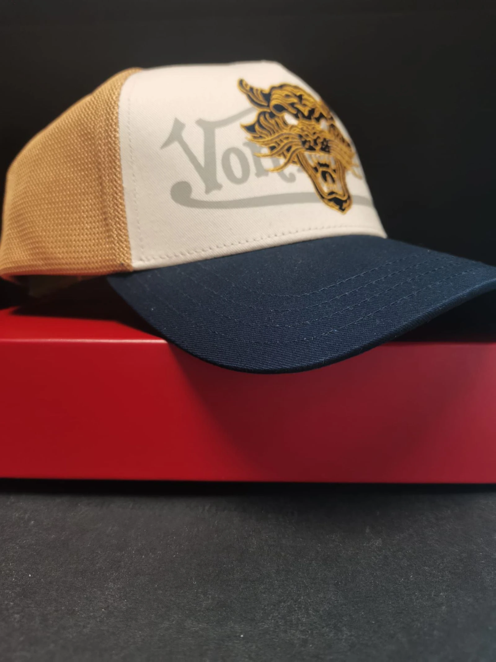 Von Ducht Cap – photo 5